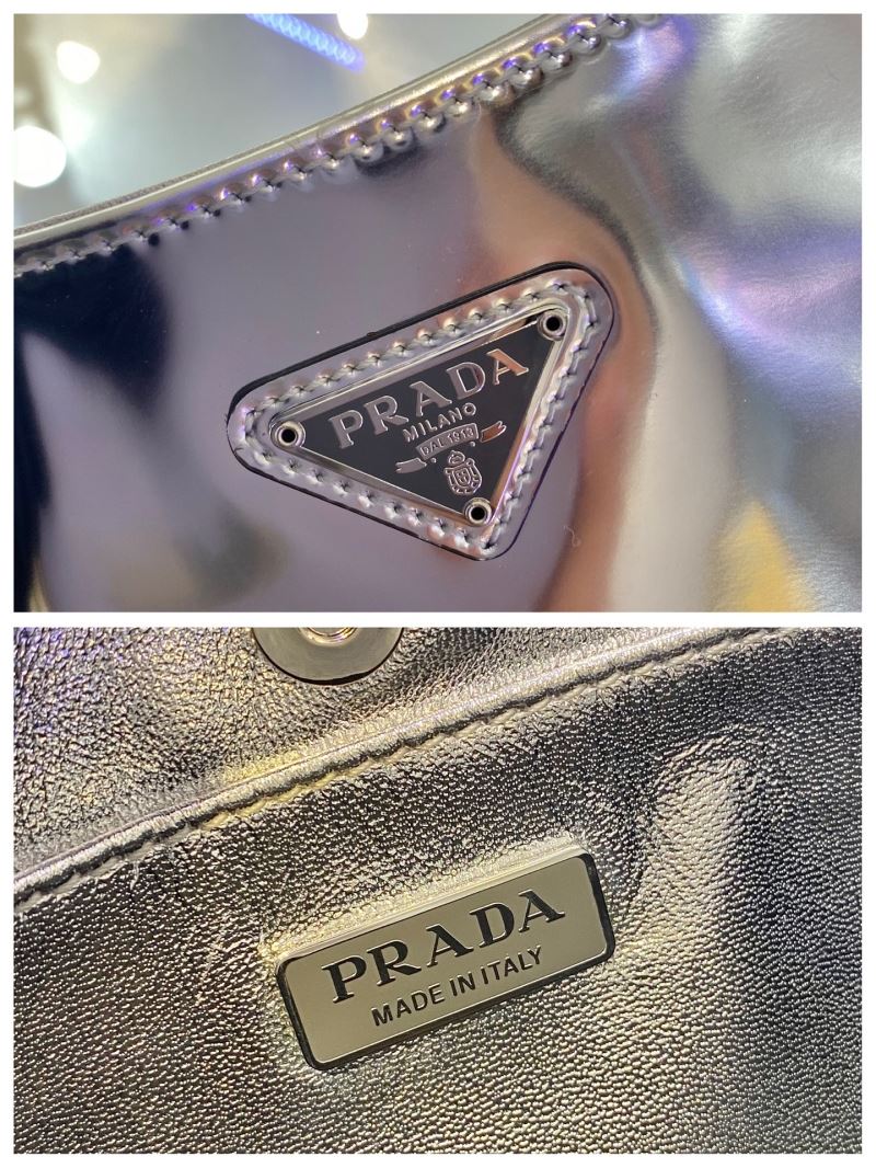 Pra*a hobo bags